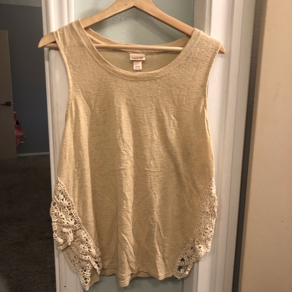 Mossimo laced blouse